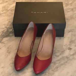 red Tahari 3” heels